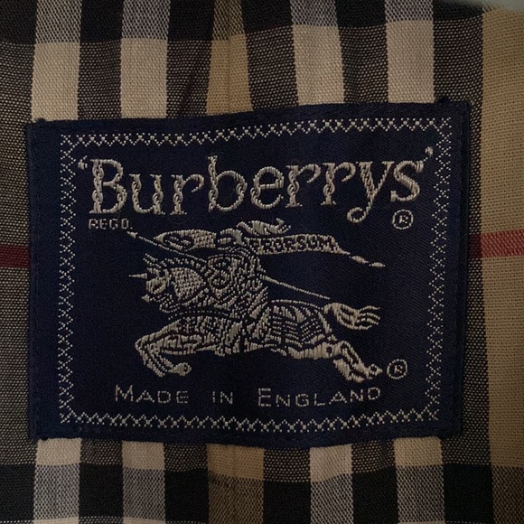 Burberry Tan Trench Coat - Picture 2 of 15